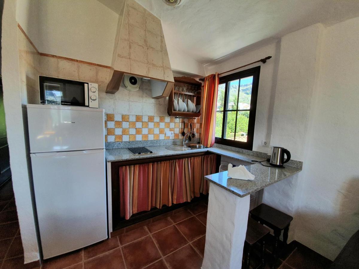 Apartamentos Rurales Sierra Alta Benaocaz Buitenkant foto