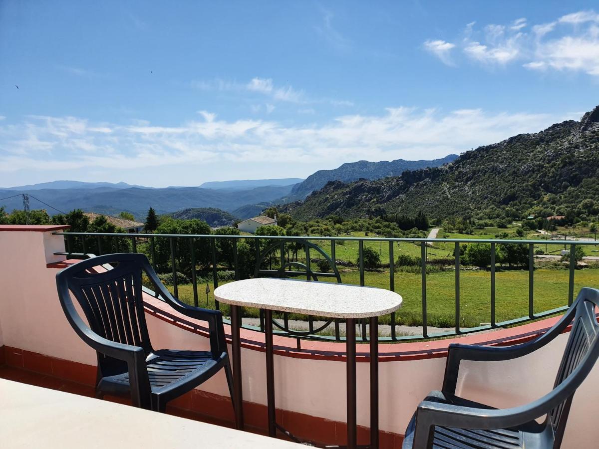 Apartamentos Rurales Sierra Alta Benaocaz Buitenkant foto