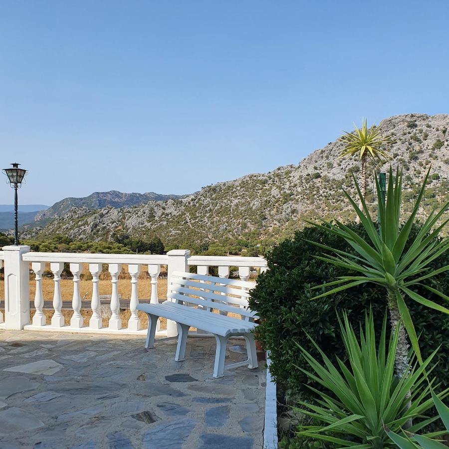 Apartamentos Rurales Sierra Alta Benaocaz Buitenkant foto
