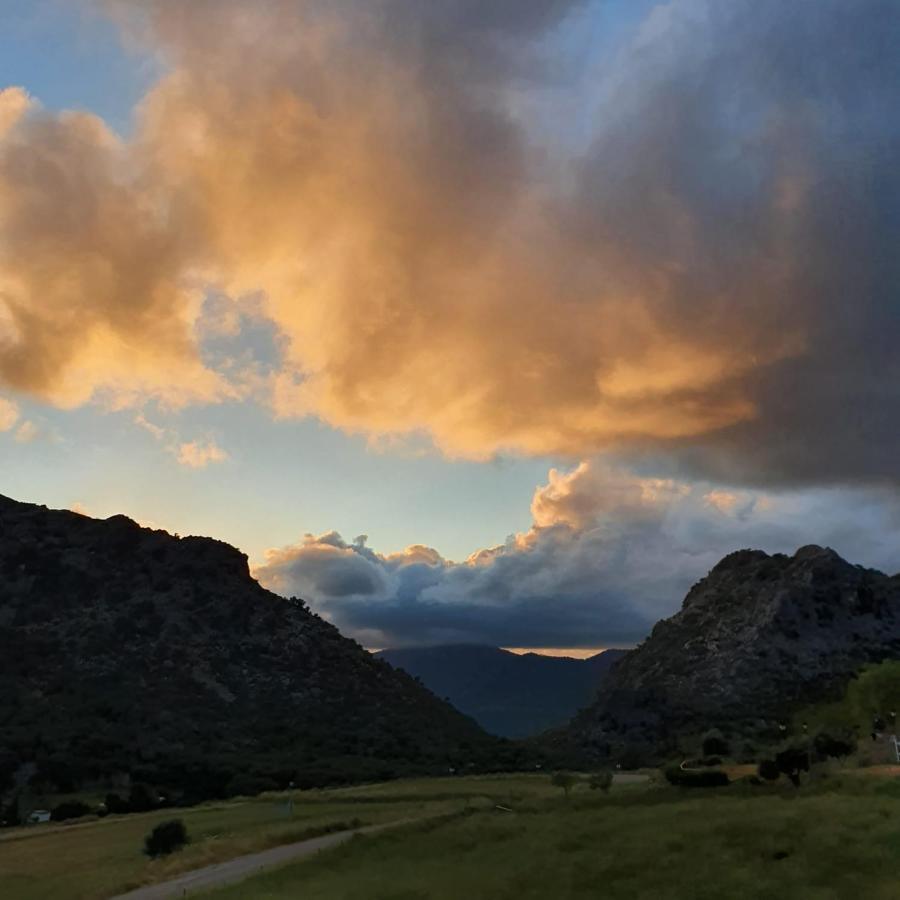 Apartamentos Rurales Sierra Alta Benaocaz Buitenkant foto