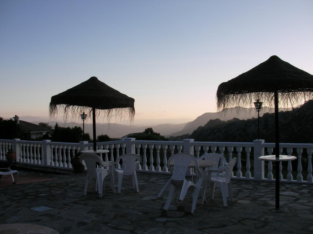 Apartamentos Rurales Sierra Alta Benaocaz Buitenkant foto