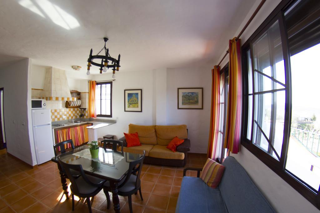 Apartamentos Rurales Sierra Alta Benaocaz Buitenkant foto