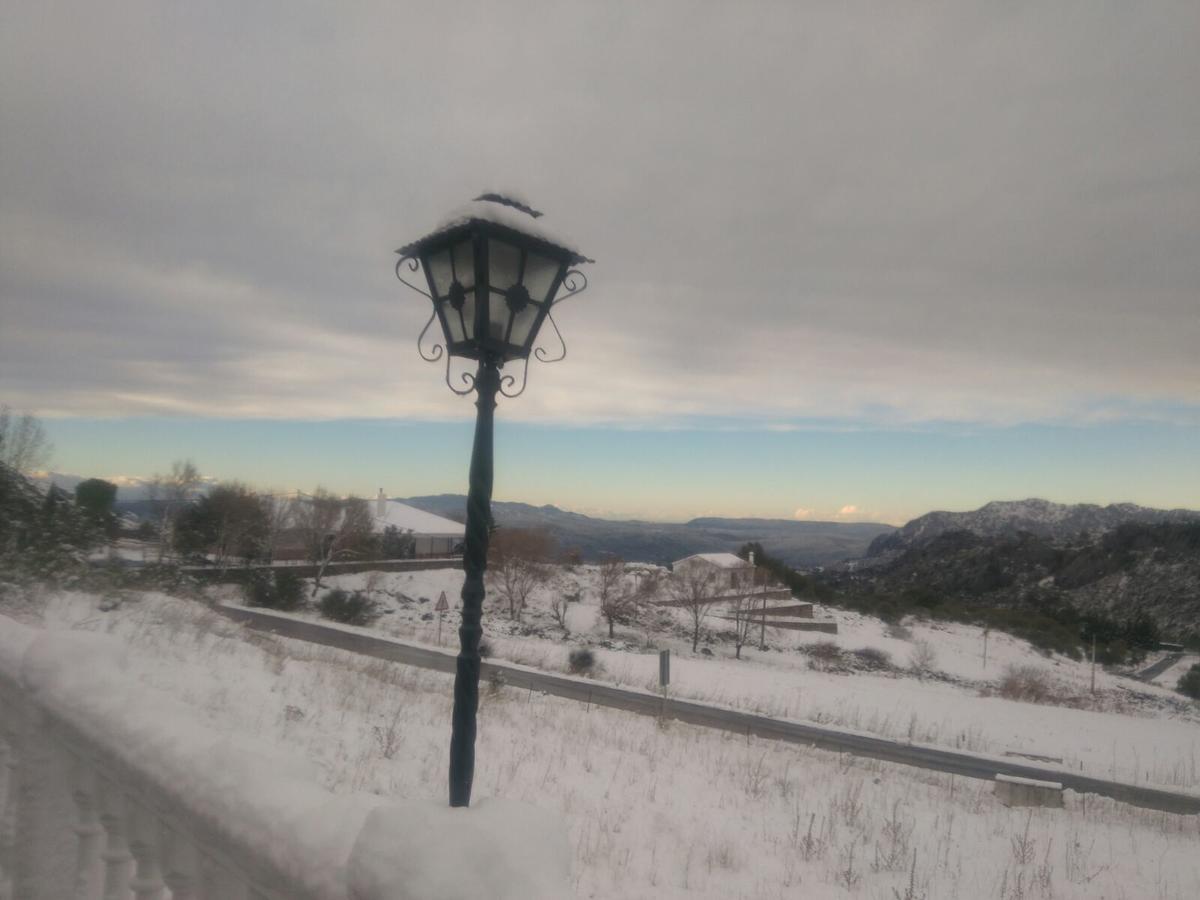 Apartamentos Rurales Sierra Alta Benaocaz Buitenkant foto